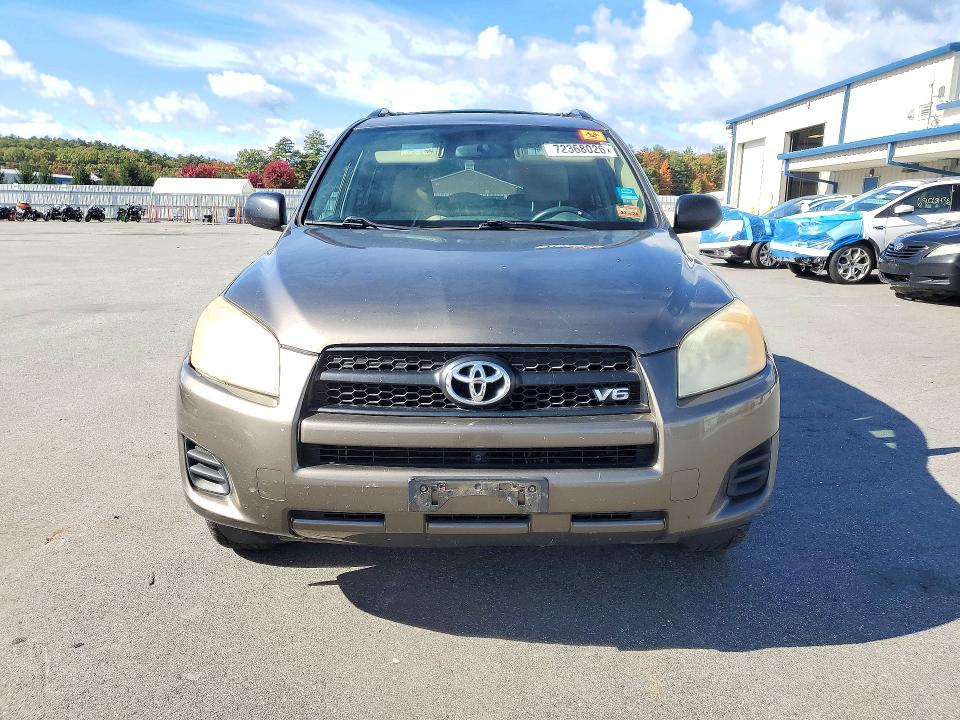 Photo 5 from auction – 2009 TOYOTA RAV4 with VIN JTMBK33V79D005973