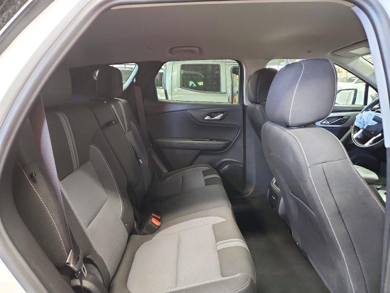 Снимка 10 от търг – 2025 CHEVROLET BLAZER с VIN 3GNKBCR45SS221140