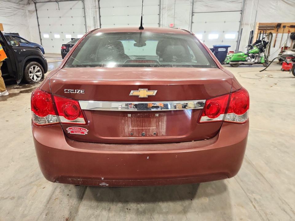 Снимка 6 от търг – 2012 CHEVROLET CRUZE с VIN 1G1PC5SH6C7210368