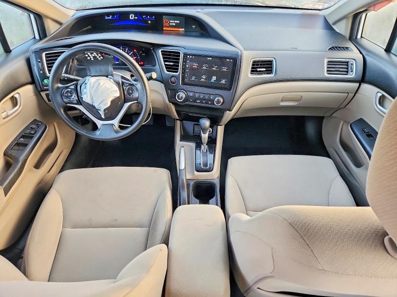 Снимка 8 от търг – 2013 HONDA CIVIC с VIN 2HGFB2F58DH568857