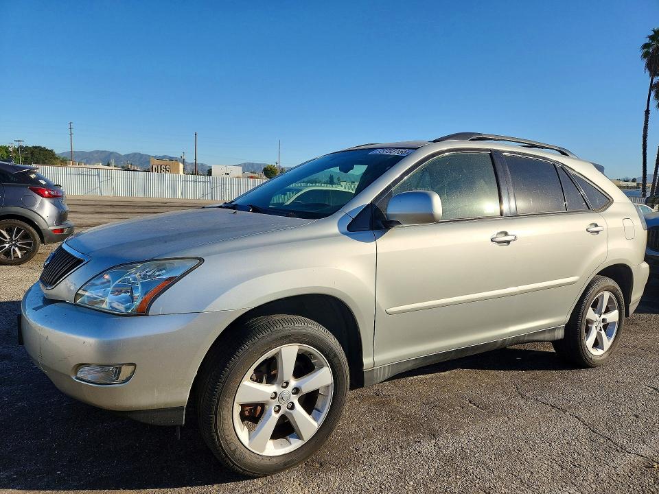 Снимка 1 от търг – 2004 LEXUS RX с VIN JTJGA31U740041663
