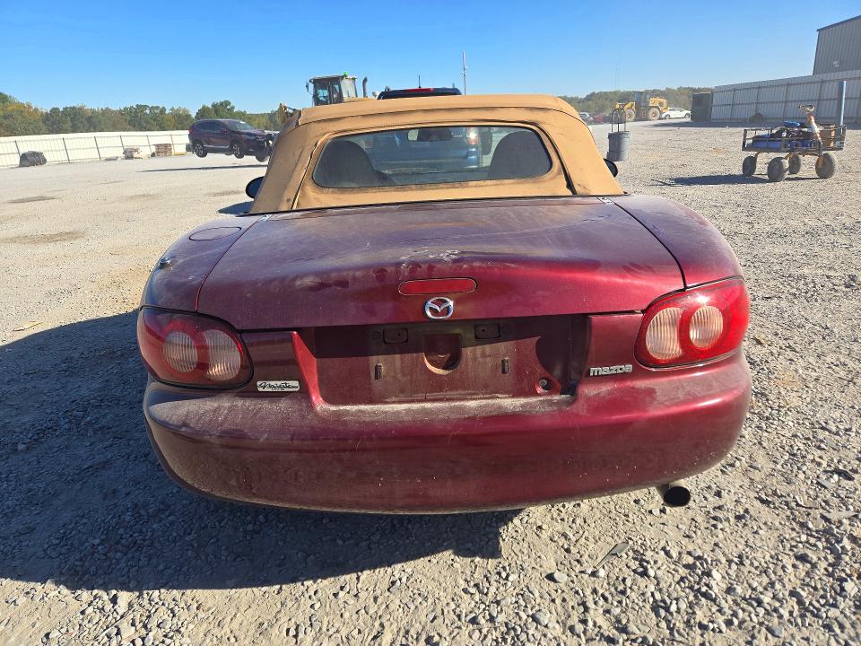 Снимка 6 от търг – 2003 MAZDA MX-5 MIATA с VIN JM1NB353030310688
