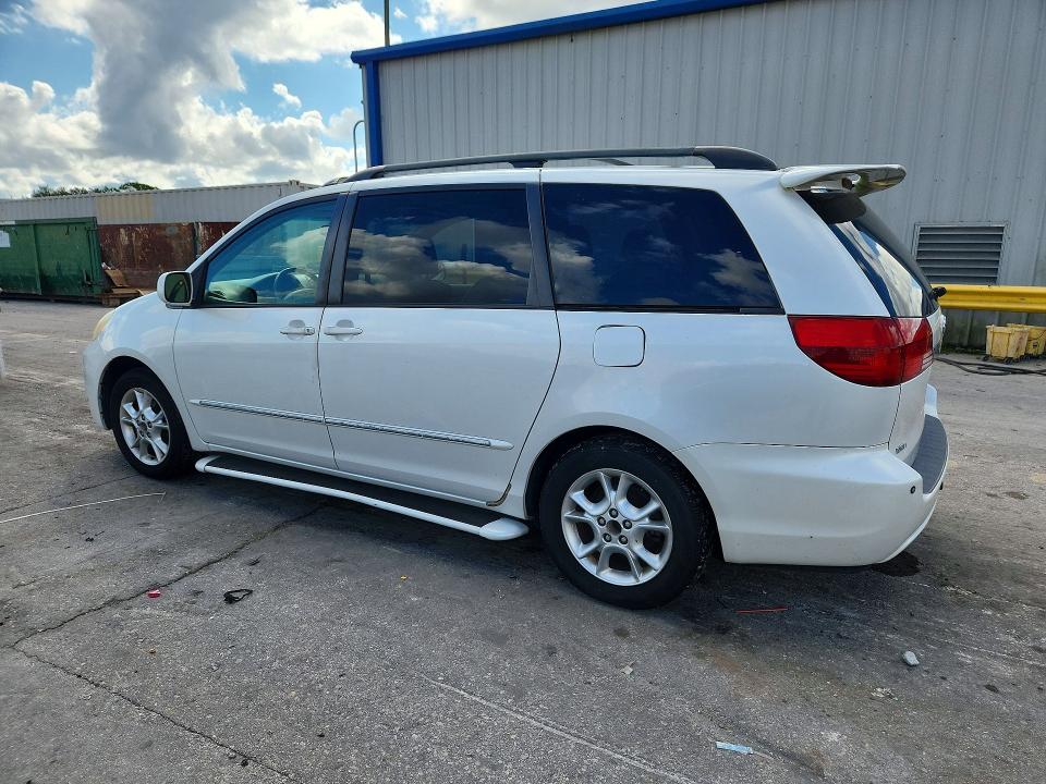 Снимка 2 от търг – 2004 TOYOTA SIENNA с VIN 5TDZA22CX4S175527