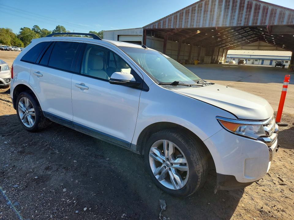 Снимка 4 от търг – 2014 FORD EDGE с VIN 2FMDK3JC8EBB52339