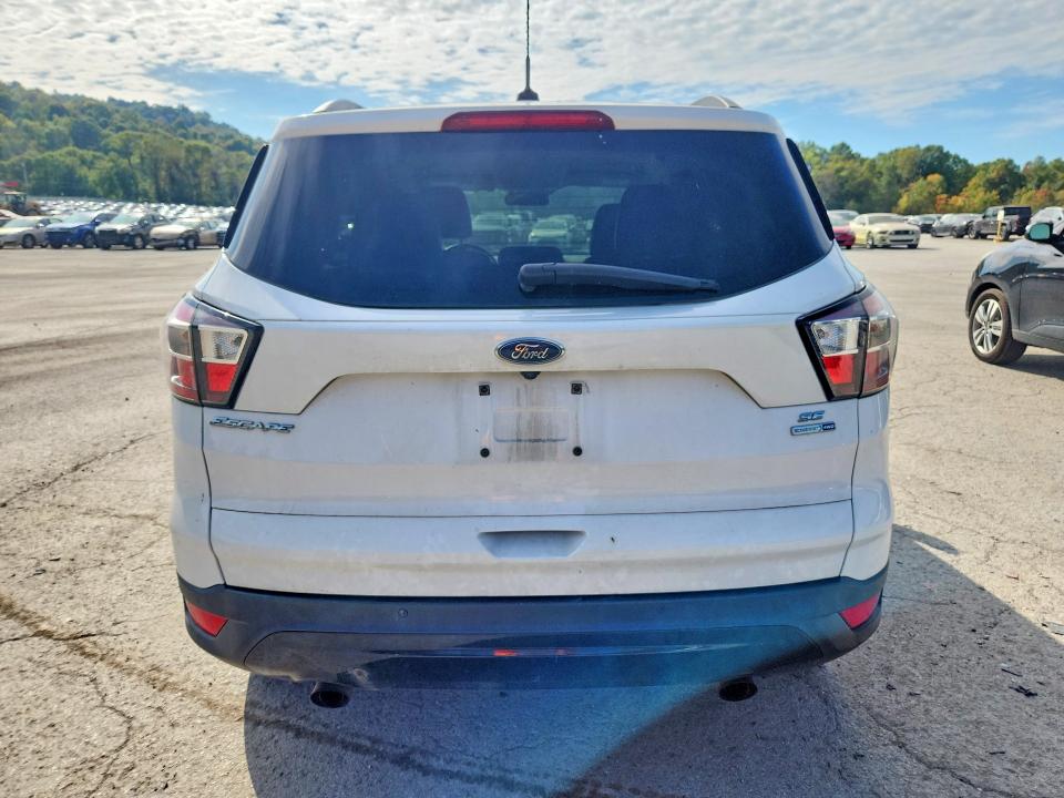 صورة رقم 6 من المزاد - 2017 FORD ESCAPE مع VIN 1FMCU9GDXHUD73965