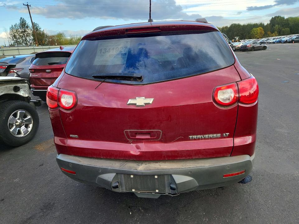 Photo 6 from auction – 2010 CHEVROLET TRAVERSE with VIN 1GNLVFED0AJ206189
