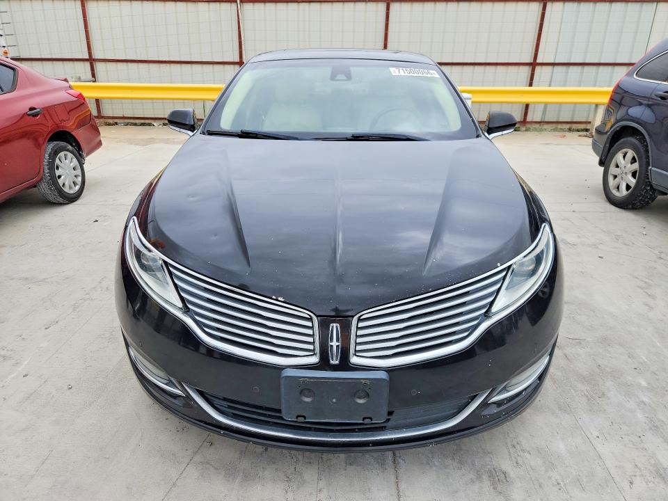 Photo 5 from auction – 2013 LINCOLN MKZ with VIN 3LN6L2LU0DR820267