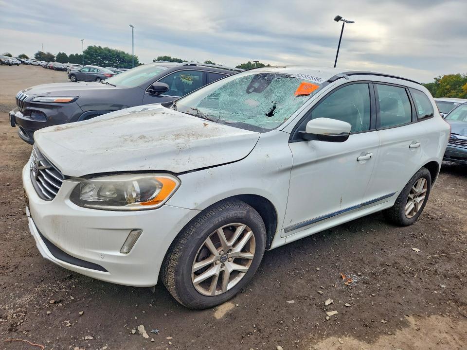 VOLVO XC60 2017 with VIN YV440MDJ6H2076377 - Photo from auction