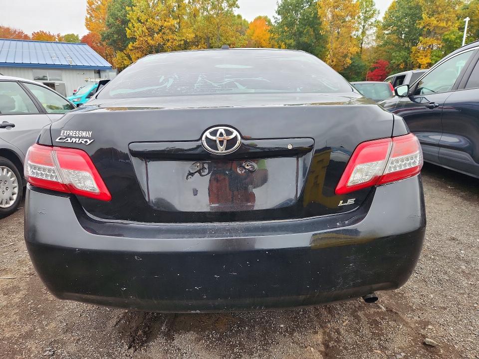 Photo 6 from auction – 2010 TOYOTA CAMRY with VIN 4T1BF3EK9AU022653