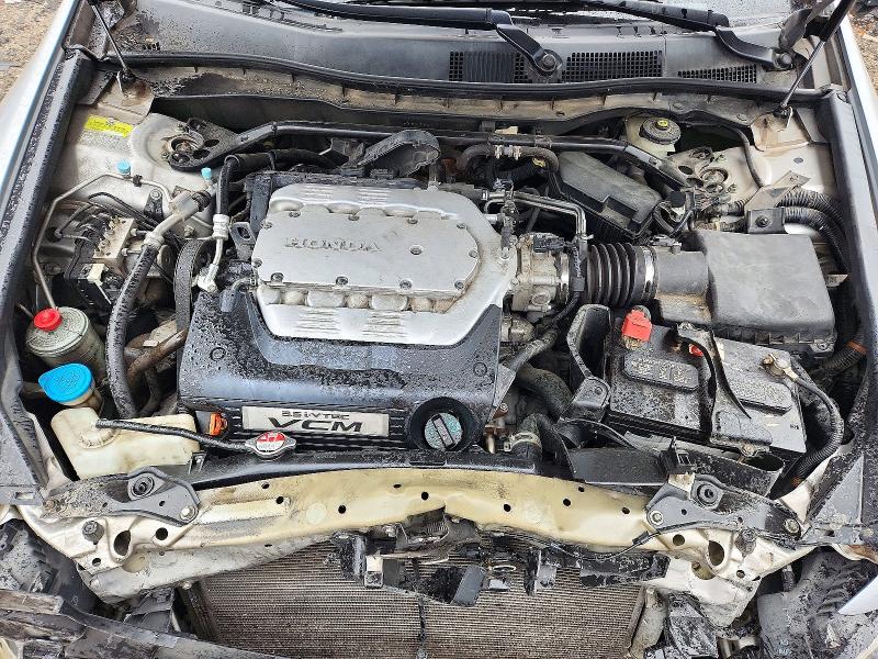 Снимка 11 от търг – 2009 HONDA ACCORD с VIN 1HGCP36889A010677