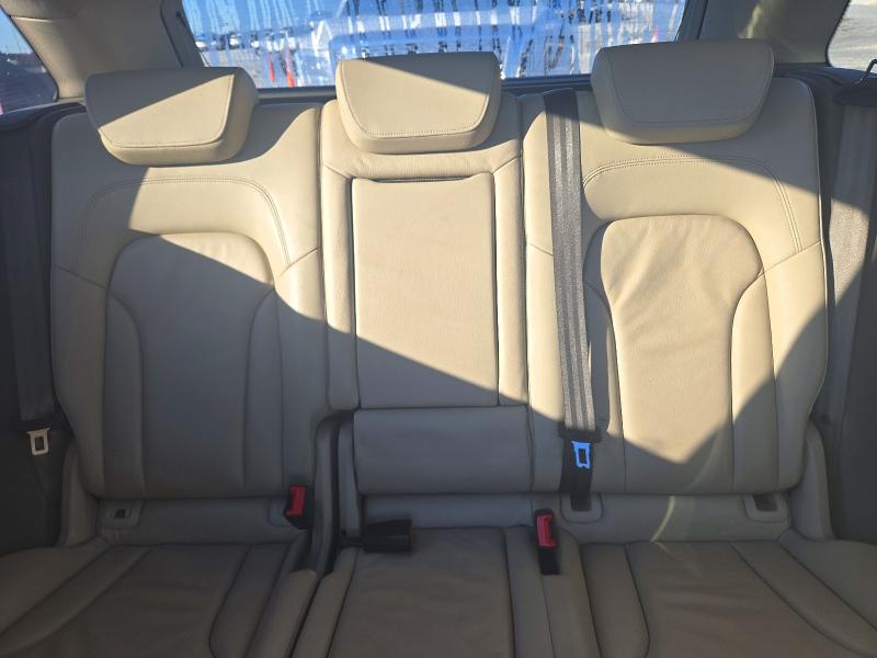 Снимка 10 от търг – 2009 AUDI Q5 с VIN WA1KK78R59A043653