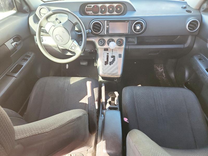 Photo 8 from auction – 2008 SCION XB with VIN JTLKE50EX81030393