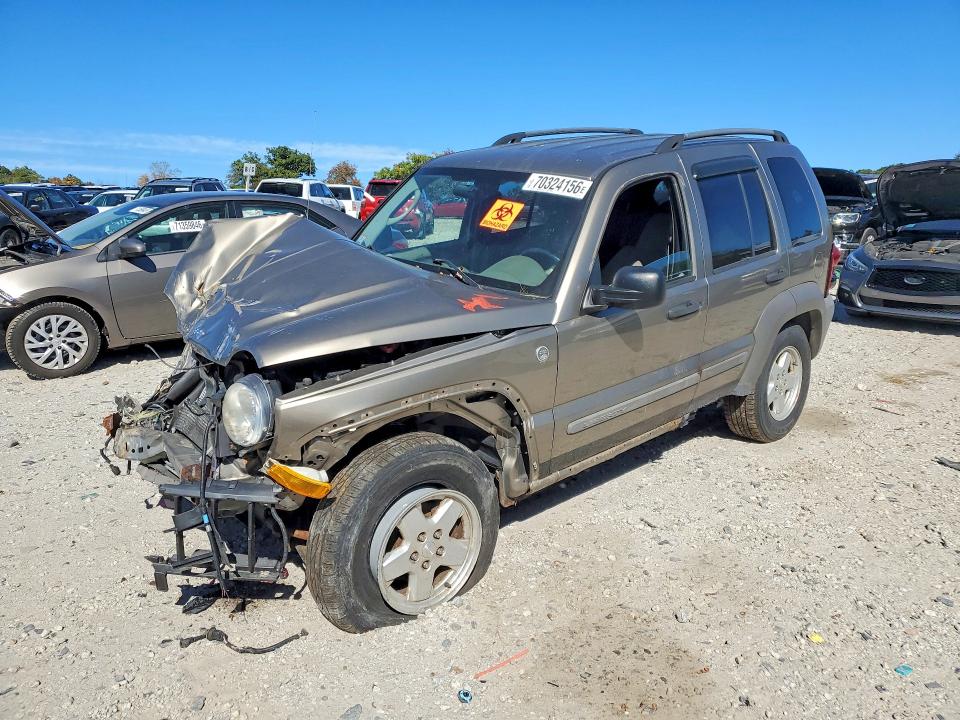 JEEP LIBERTY 2007 مع رقم تعريف المركبة 1J4GL48K07W584100 - صورة من المزاد
