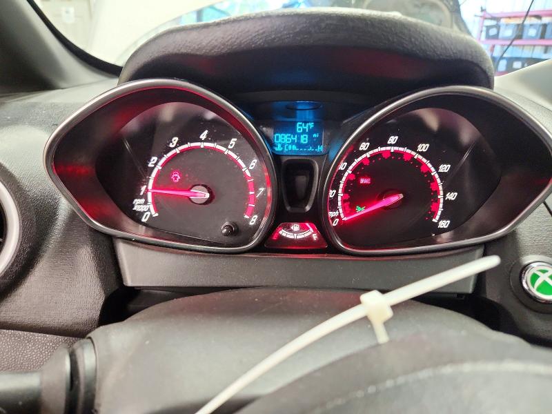 Photo 9 from auction – 2016 FORD FIESTA with VIN 3FADP4GX8GM126739