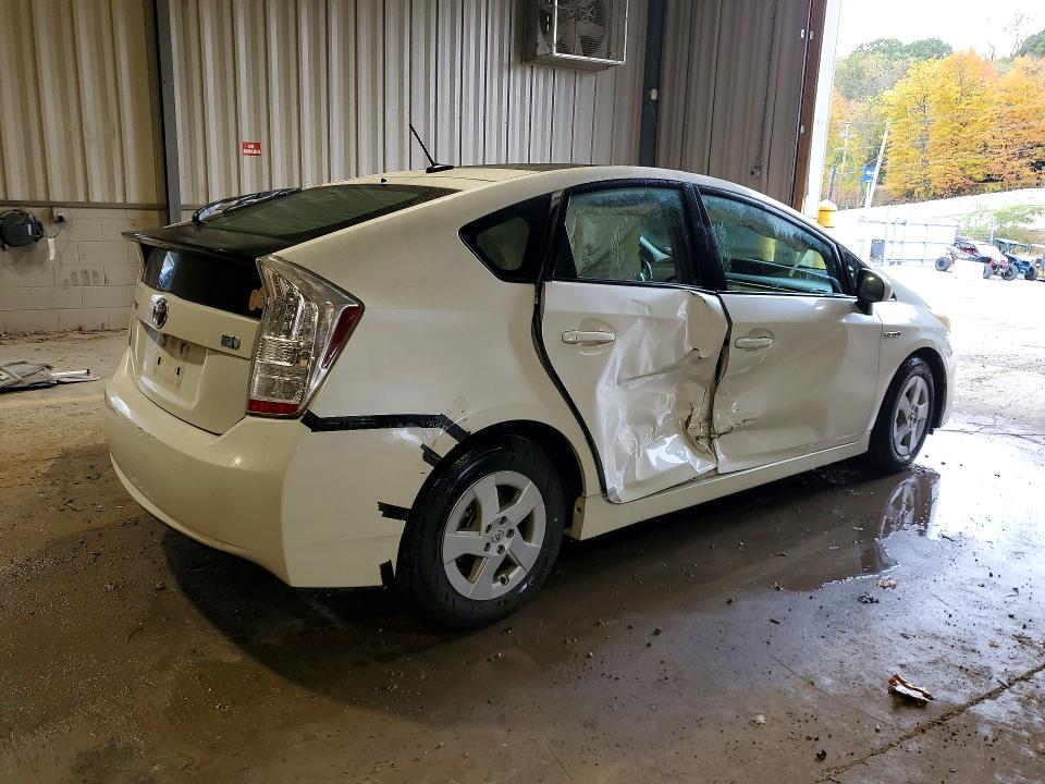صورة رقم 3 من المزاد - 2011 TOYOTA PRIUS مع VIN JTDKN3DU7B0252520