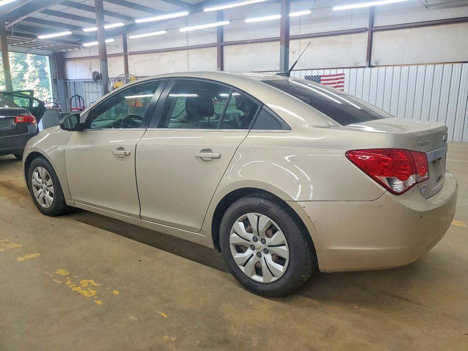 Photo 2 from auction – 2012 CHEVROLET CRUZE with VIN 1G1PC5SH0C7279203