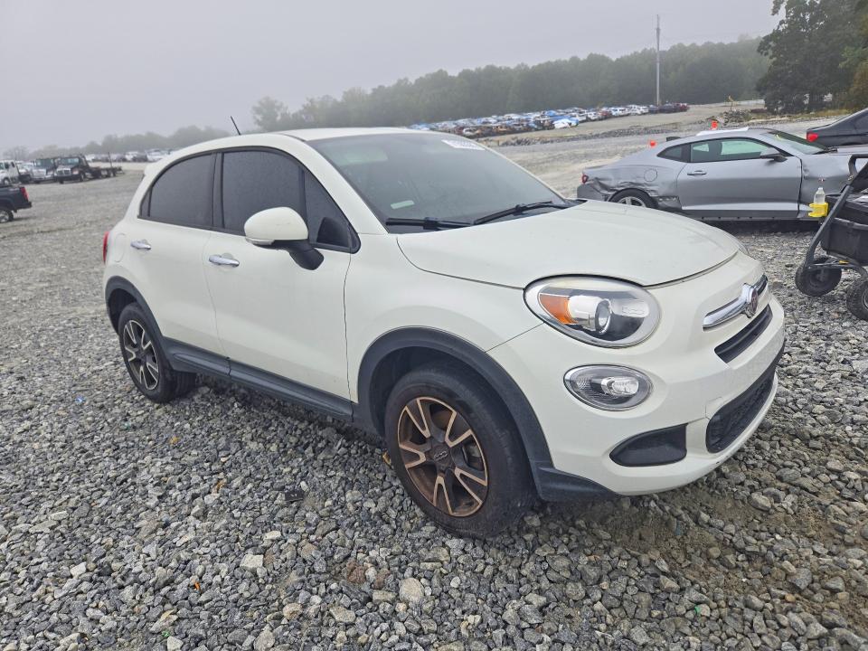 Снимка 4 от търг – 2017 FIAT 500X с VIN ZFBCFYAB6HP606788