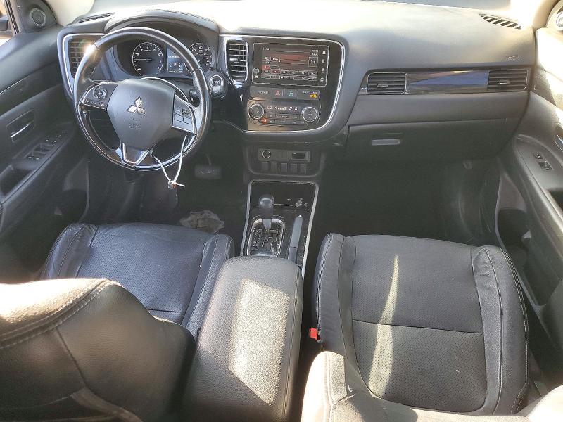 Снимка 8 от търг – 2017 MITSUBISHI OUTLANDER с VIN JA4AD3A36HZ018829