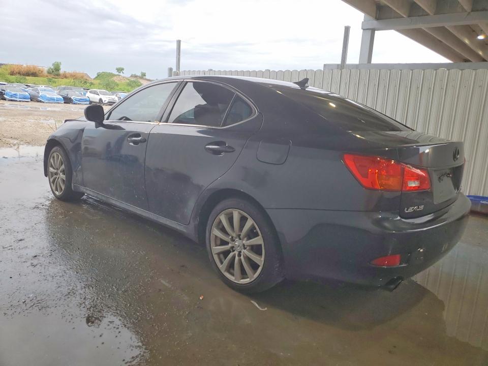 صورة رقم 2 من المزاد - 2008 LEXUS IS مع VIN JTHCK262785022523