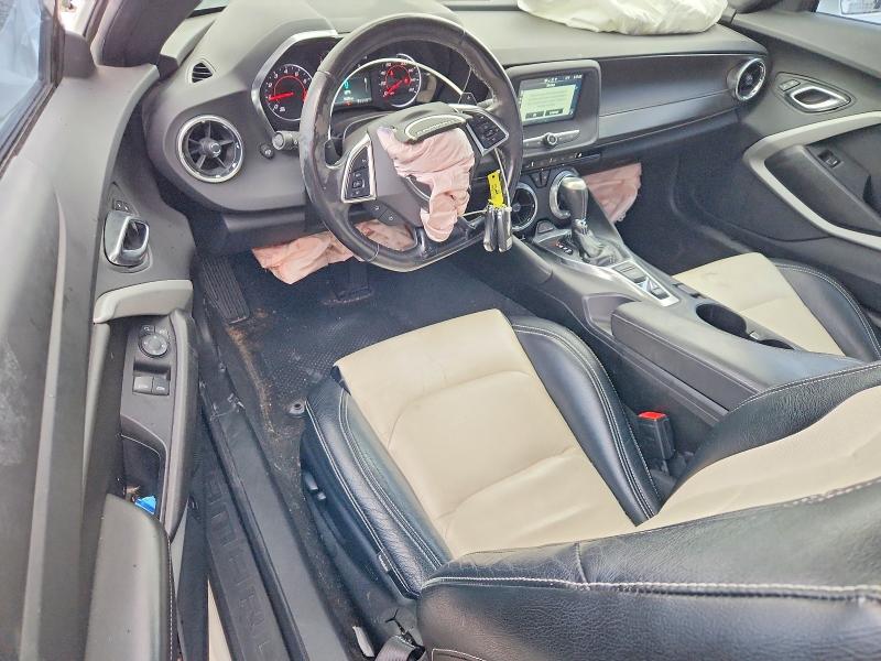 Photo 8 from auction – 2018 CHEVROLET CAMARO with VIN 1G1FB1RX1J0178746