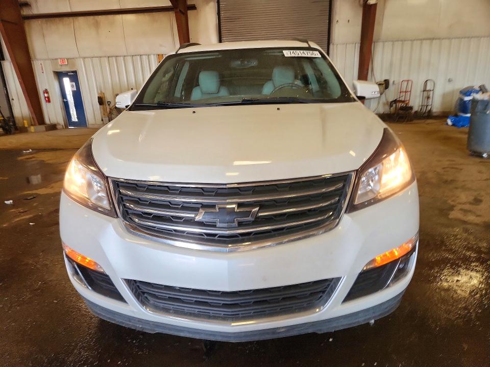 Photo 5 from auction – 2017 CHEVROLET TRAVERSE with VIN 1GNKVHKD9HJ285027