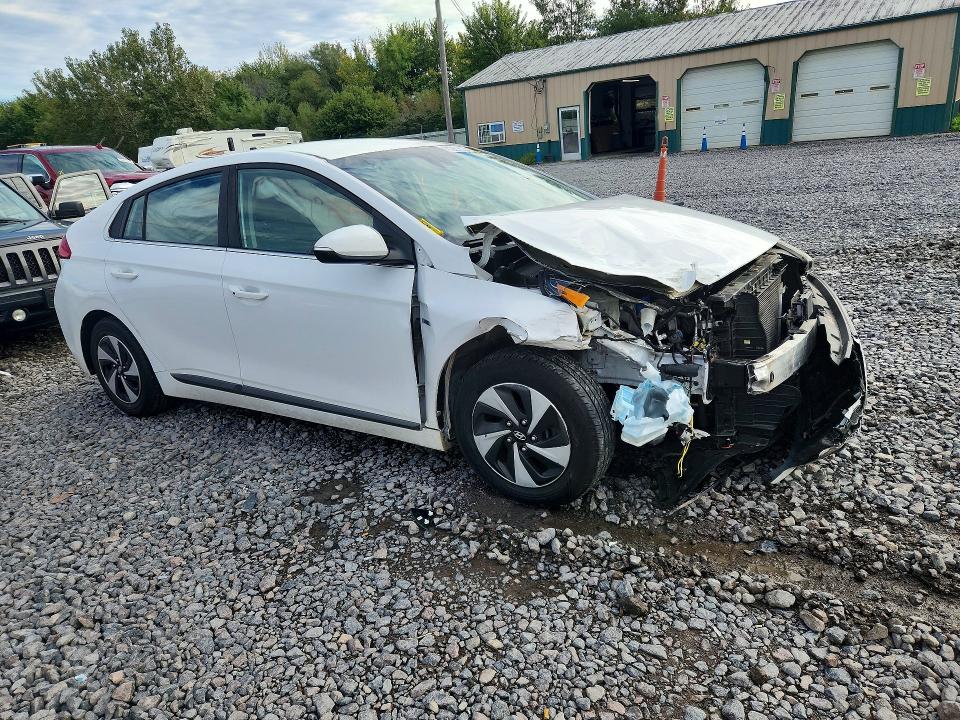 Снимка 4 от търг – 2019 HYUNDAI IONIQ с VIN KMHC75LC4KU117034