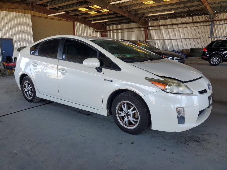 Photo 4 from auction – 2011 TOYOTA PRIUS with VIN JTDKN3DU9B5349768
