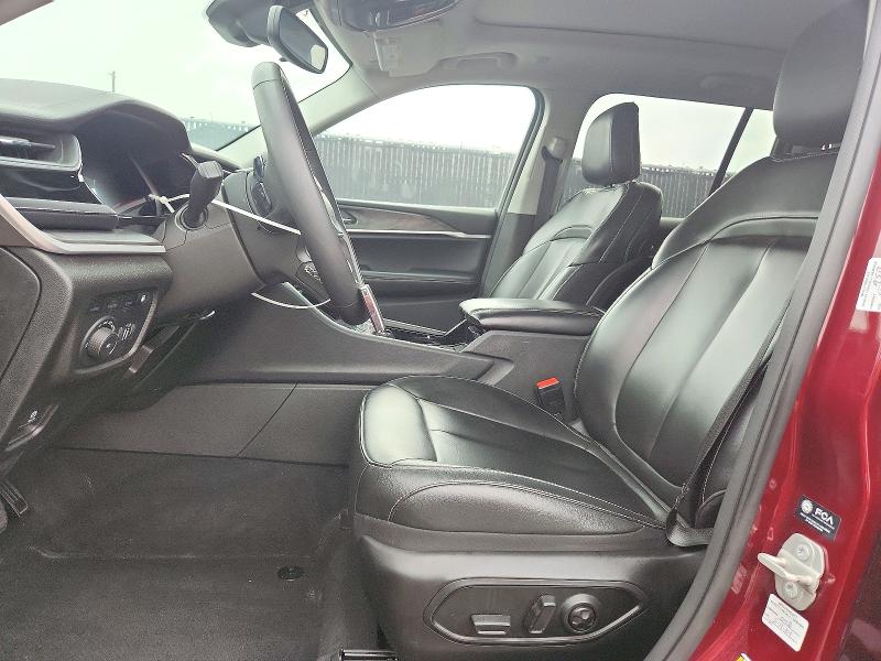Снимка 7 от търг – 2023 JEEP GRAND CHEROKEE с VIN 1C4RJYB69PC623453