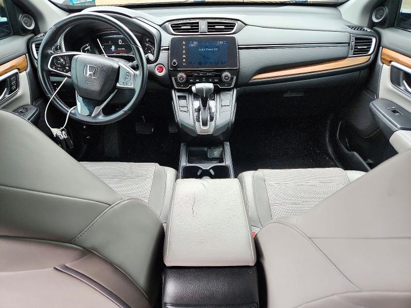 Photo 8 from auction – 2017 HONDA CR-V with VIN 2HKRW2H98HH613941