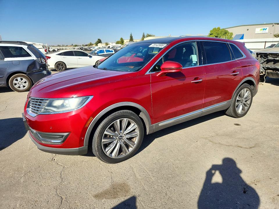 LINCOLN MKX 2016 with VIN 2LMTJ8LP1GBL86986 - Photo from auction