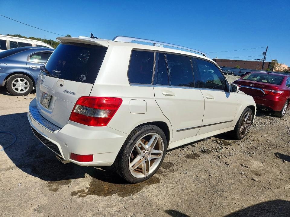 Снимка 3 от търг – 2012 MERCEDES-BENZ GLK с VIN WDCGG8HB3CF792672