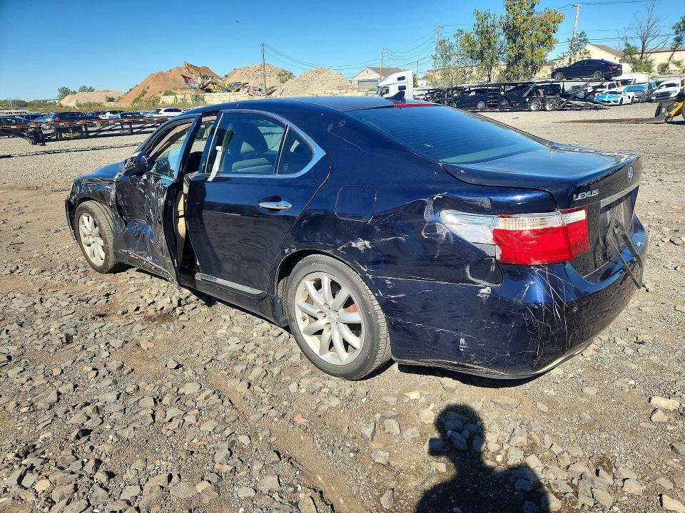 Zdjęcie 2 z aukcji – 2008 LEXUS LS z VIN JTHBL46F685059974