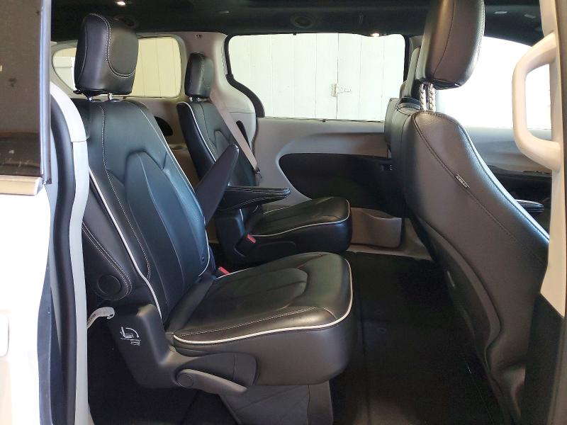 Снимка 11 от търг – 2025 CHRYSLER PACIFICA с VIN 2C4RC1GG9SR578100