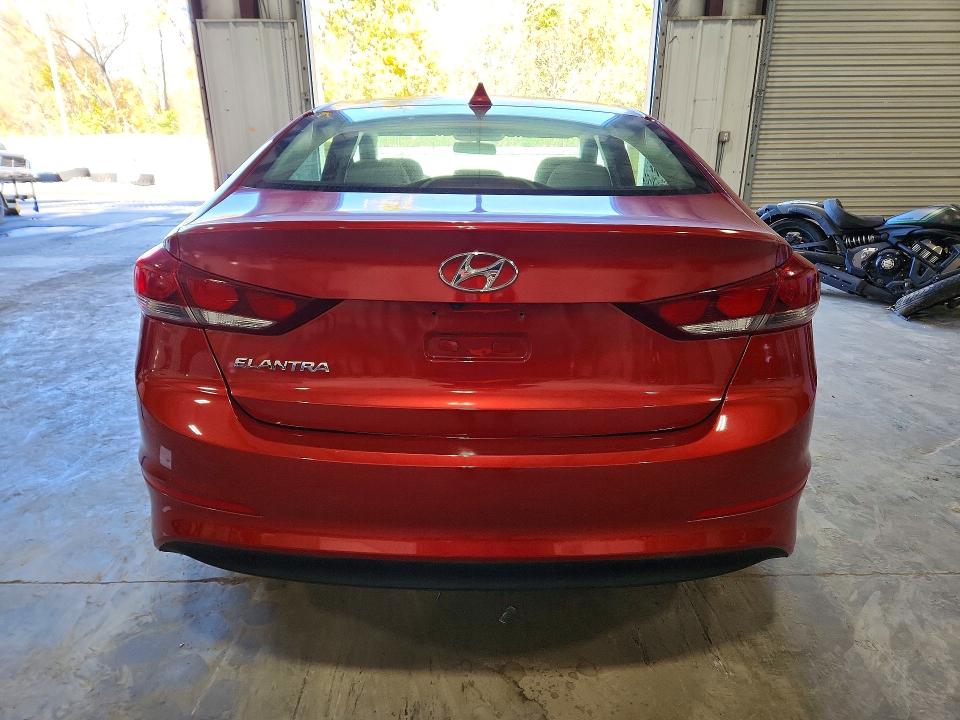 Снимка 6 от търг – 2017 HYUNDAI ELANTRA с VIN 5NPD84LF5HH065510
