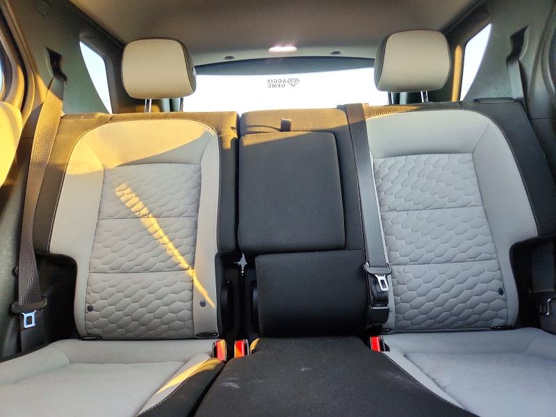 Photo 10 from auction – 2020 CHEVROLET EQUINOX with VIN 2GNAXHEVXL6166127