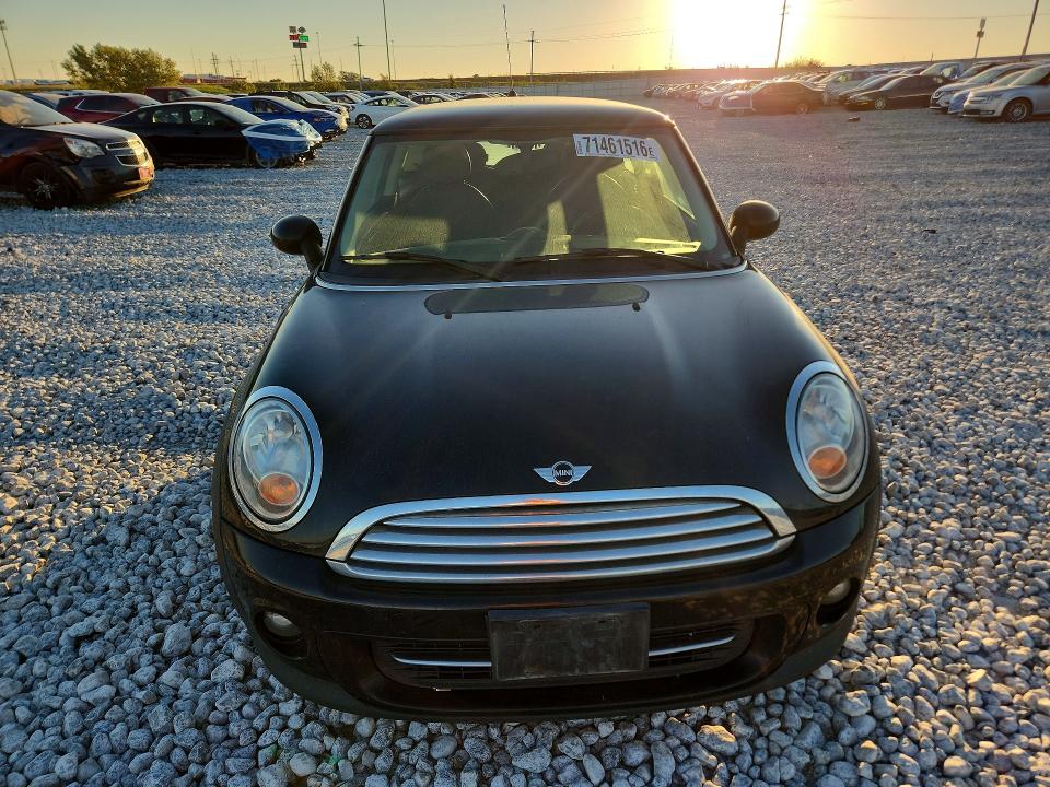 صورة رقم 5 من المزاد - 2013 MINI COOPER مع VIN WMWSU3C56DT691381