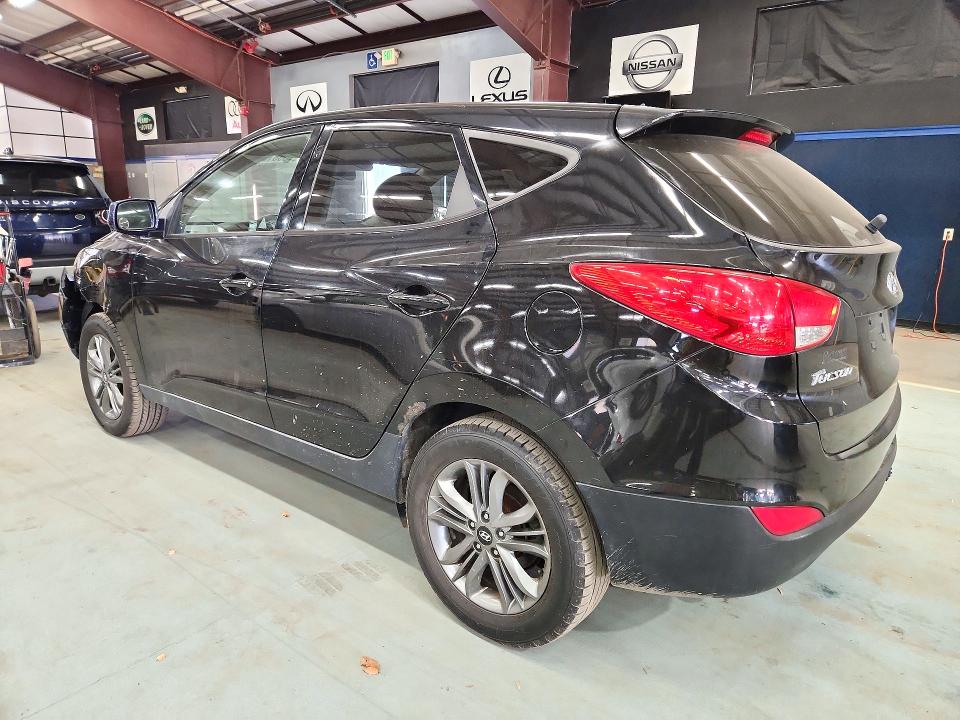 Photo 2 from auction – 2015 HYUNDAI TUCSON with VIN KM8JTCAF4FU991667