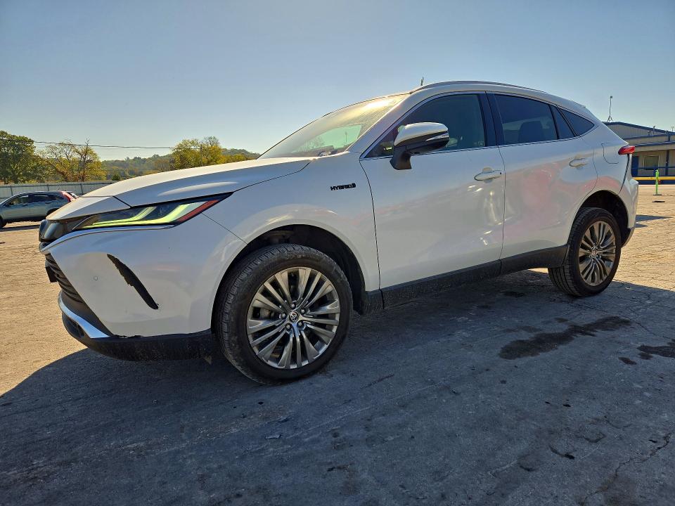 TOYOTA VENZA 2021 with VIN JTEAAAAH4MJ041965 - Photo from auction