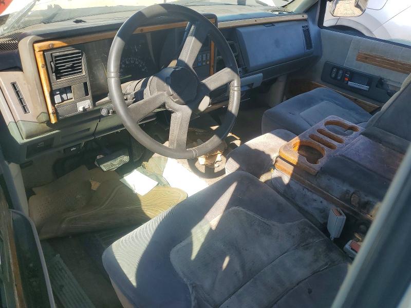 Снимка 8 от търг – 1994 CHEVROLET GMT-400 с VIN 2GBEC19K1R1320294