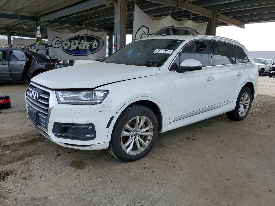Снимка 1 от търг – 2017 AUDI Q7 с VIN WA1AAAF75HD004698