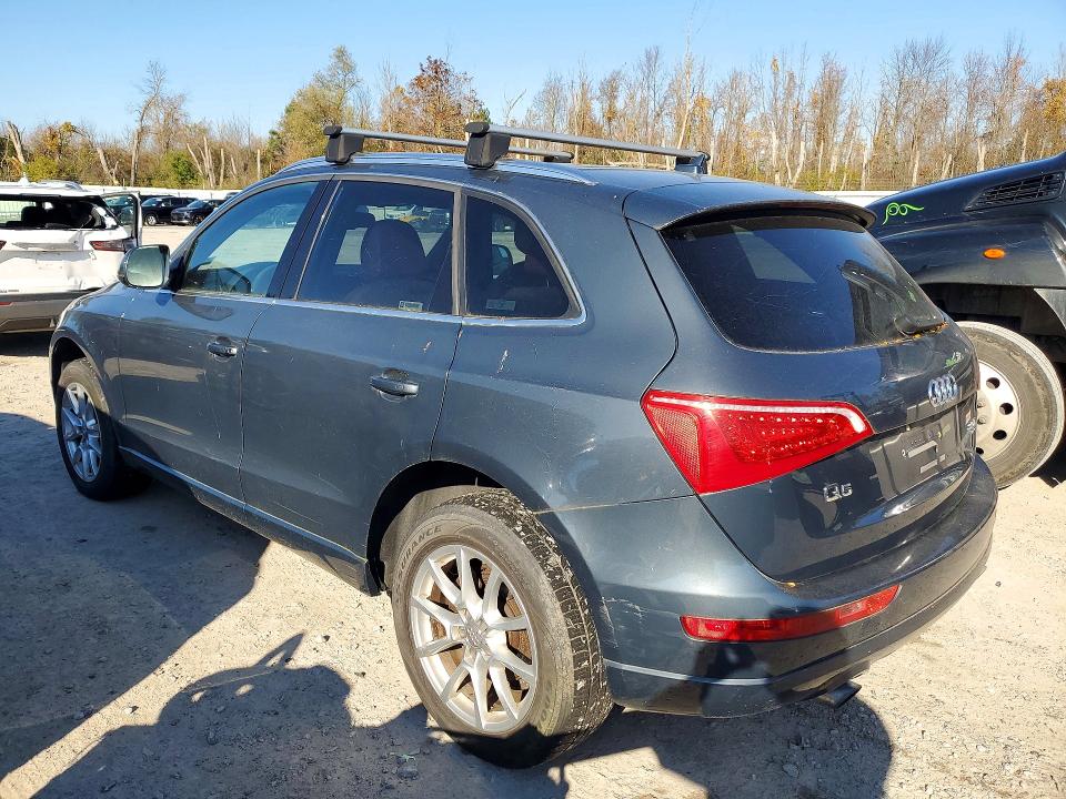 Снимка 2 от търг – 2011 AUDI Q5 с VIN WA1LFAFP8BA093718