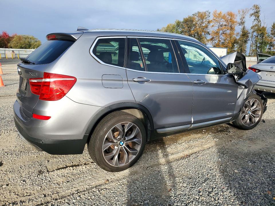Снимка 3 от търг – 2015 BMW X3 с VIN 5UXWX9C50F0D49042