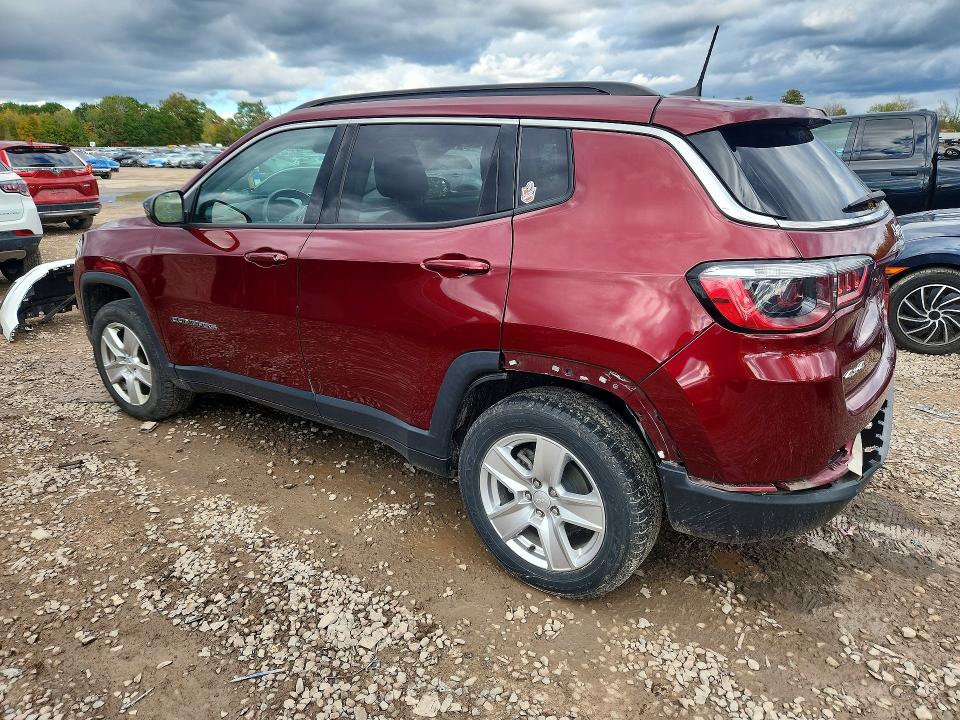 Снимка 2 от търг – 2022 JEEP COMPASS с VIN 3C4NJDBB6NT111266