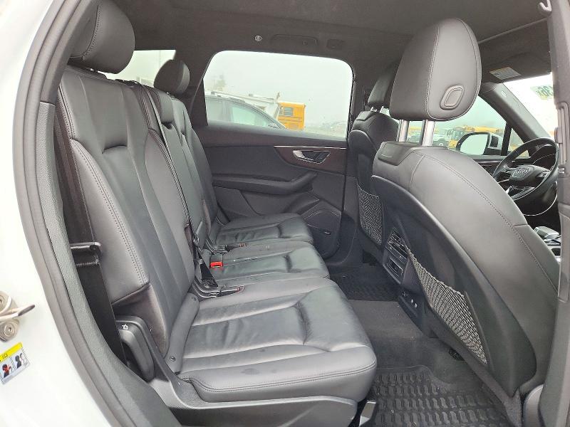 Photo 11 from auction – 2020 AUDI Q7 with VIN WA1LXAF73LD012847