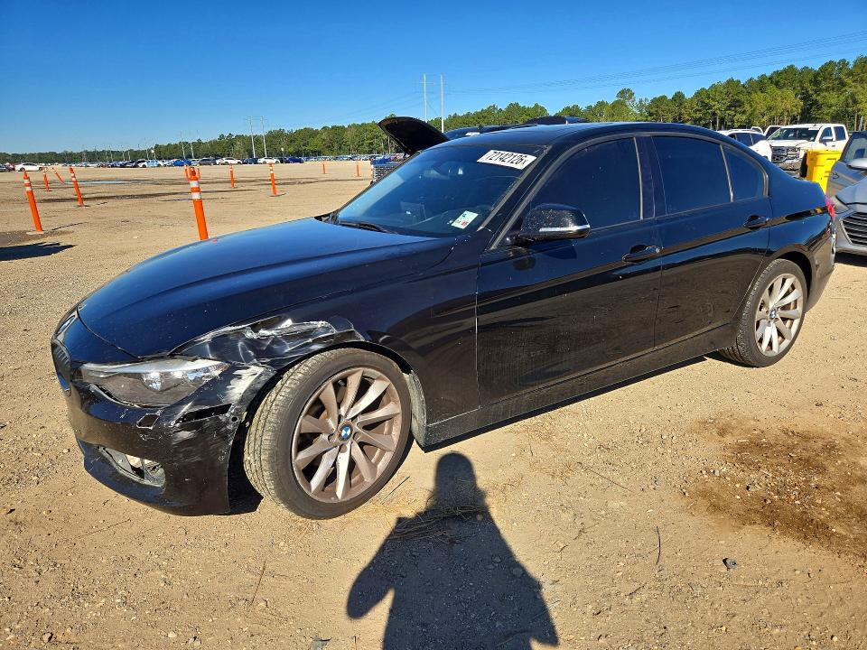 Снимка 1 от търг – 2015 BMW 320 с VIN WBA3B1G57FNT63760