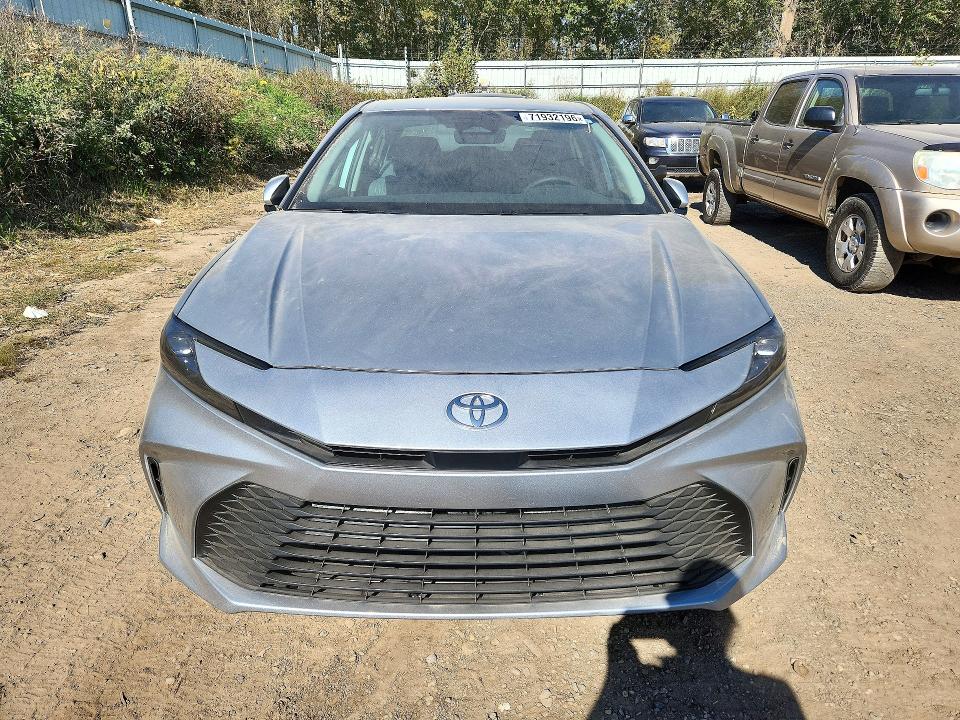 Photo 5 from auction – 2026 TOYOTA CAMRY with VIN 4T1DAACK8TU216317