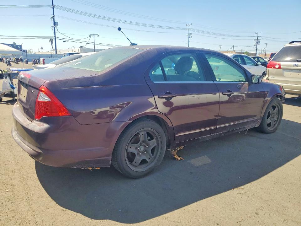 Photo 3 from auction – 2011 FORD FUSION with VIN 3FAHP0HA5BR247518