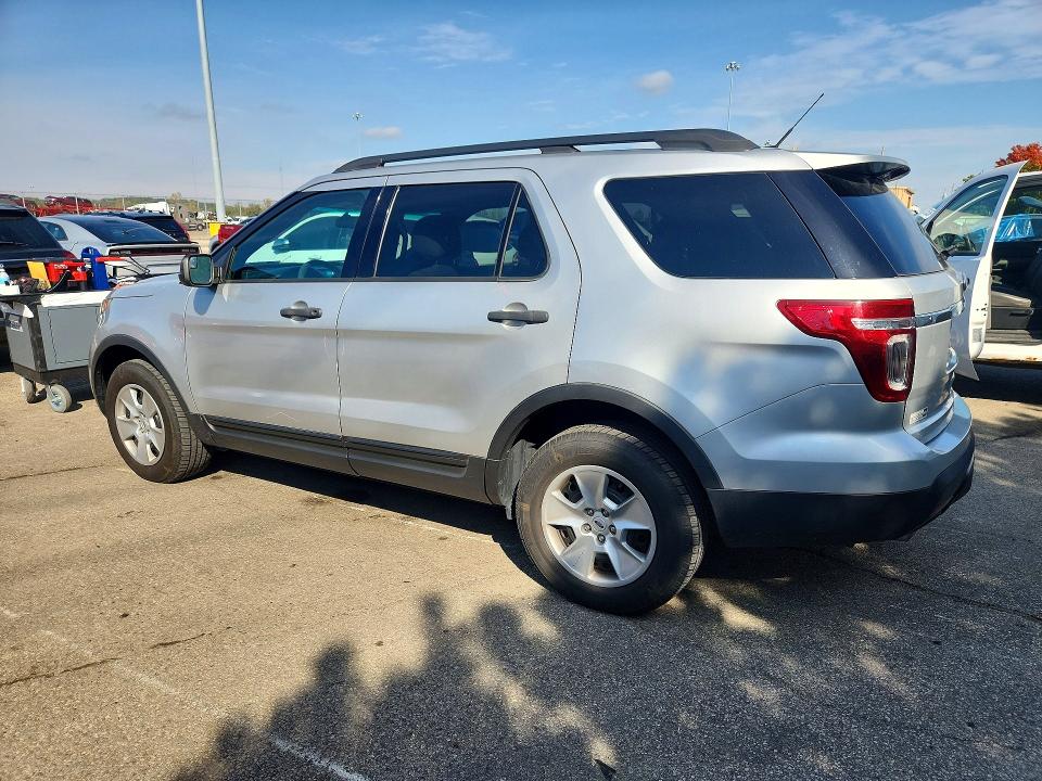 Снимка 2 от търг – 2013 FORD EXPLORER с VIN 1FM5K8B89DGB42910