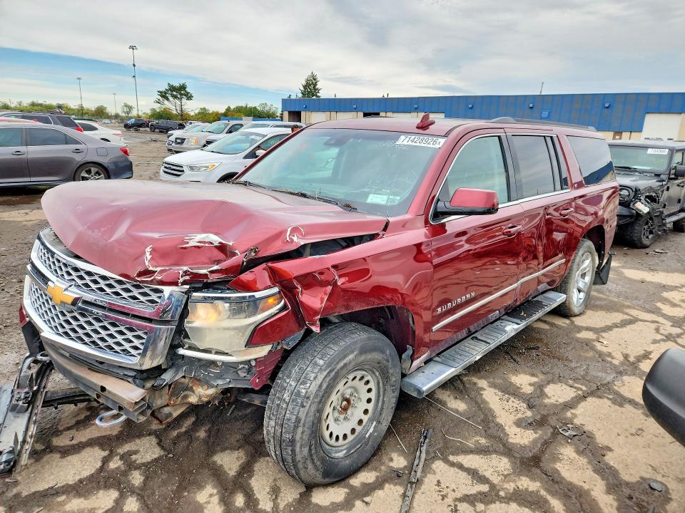 CHEVROLET SUBURBAN 2018 с VIN 1GNSKHKC0JR384732 - Снимка от търг