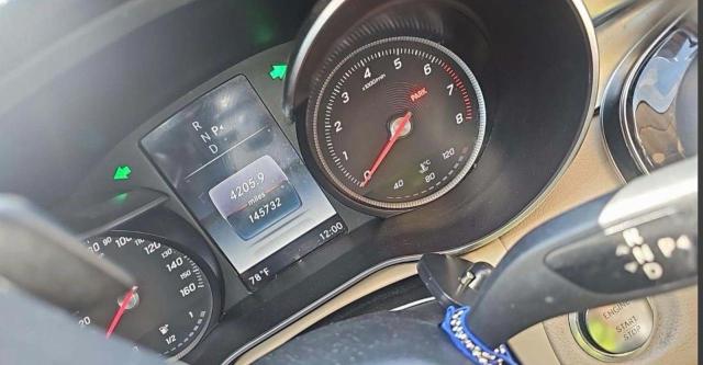 Снимка 8 от търг – 2017 MERCEDES-BENZ C с VIN 55SWF4KBXHU216920